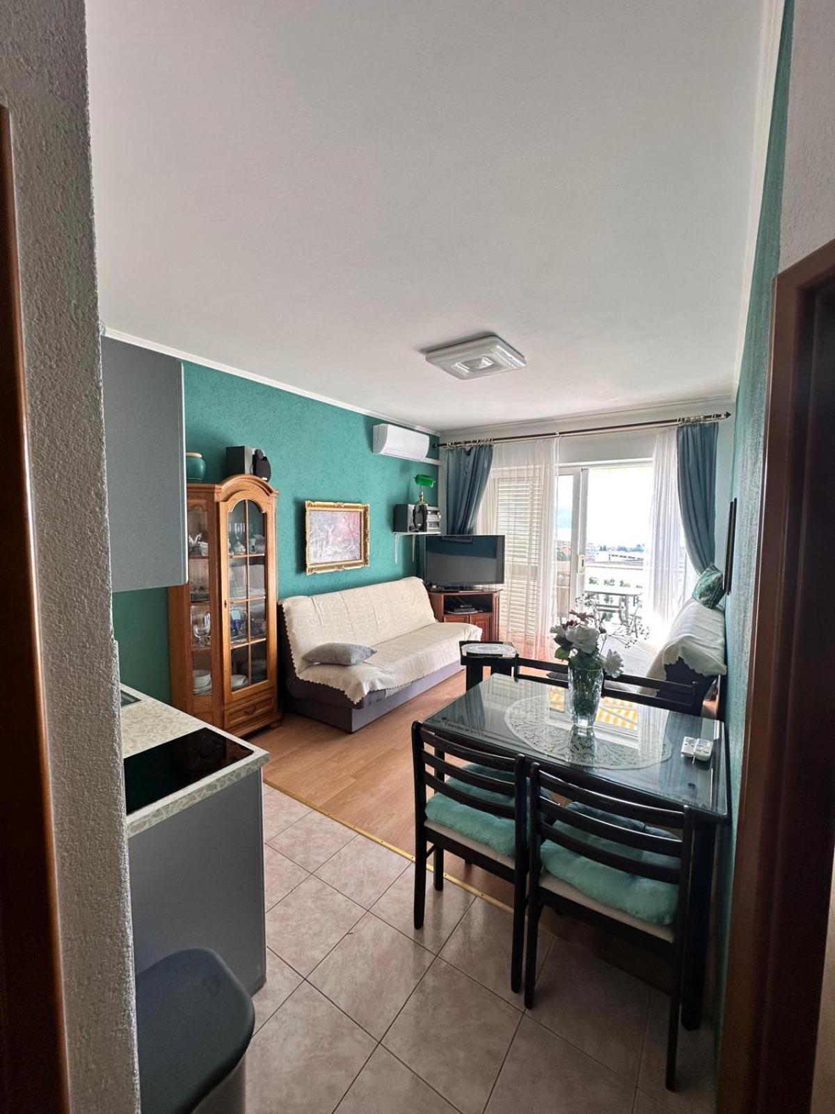 Apartmani Djurda Krk Town Buitenkant foto