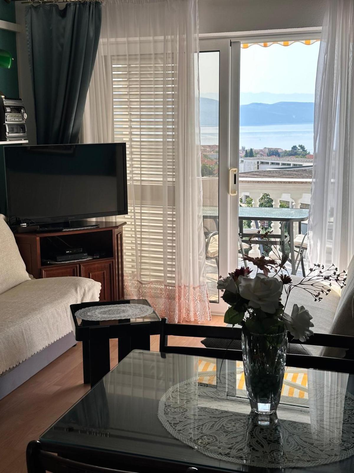 Apartmani Djurda Krk Town Buitenkant foto