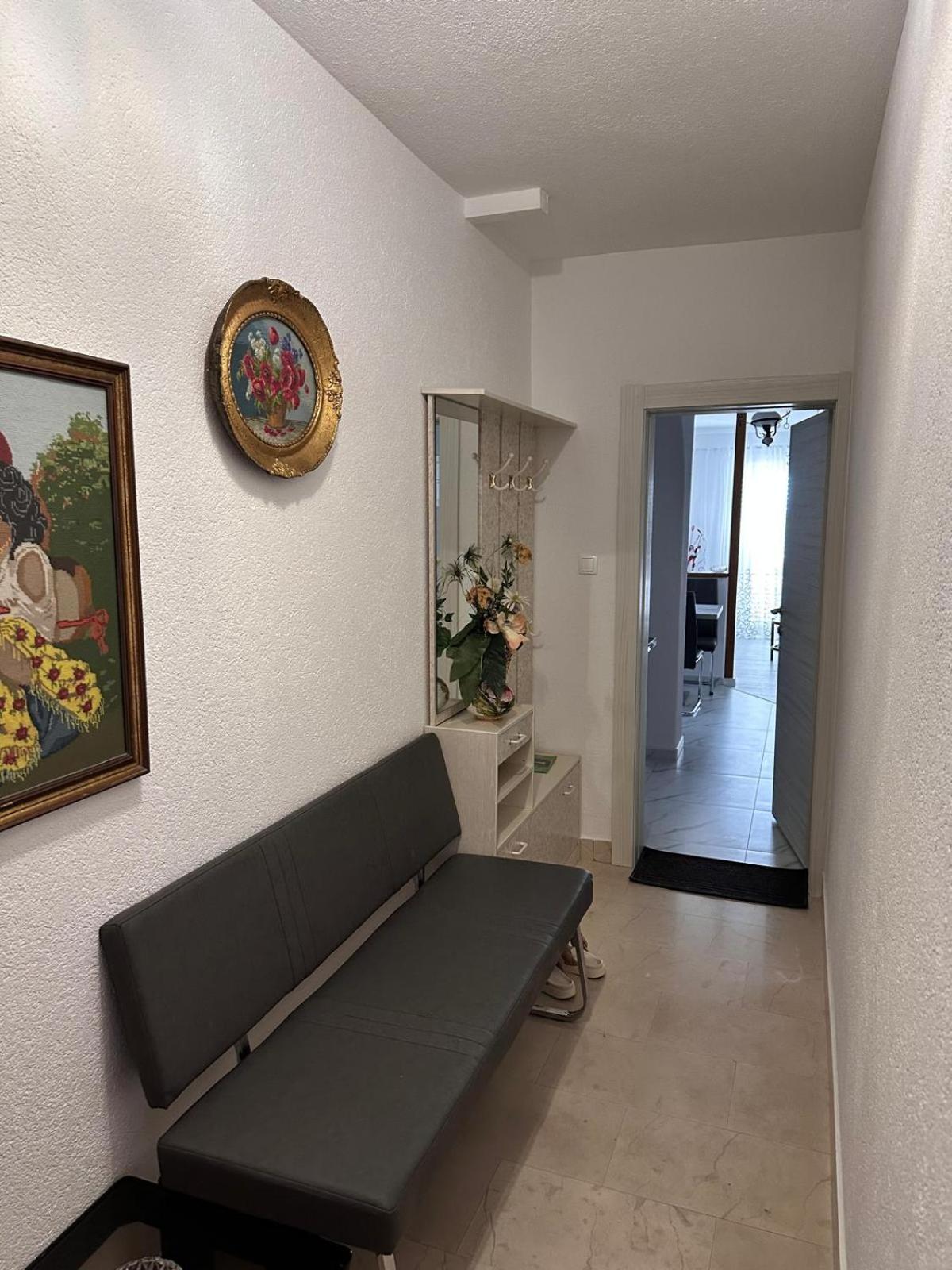 Apartmani Djurda Krk Town Buitenkant foto