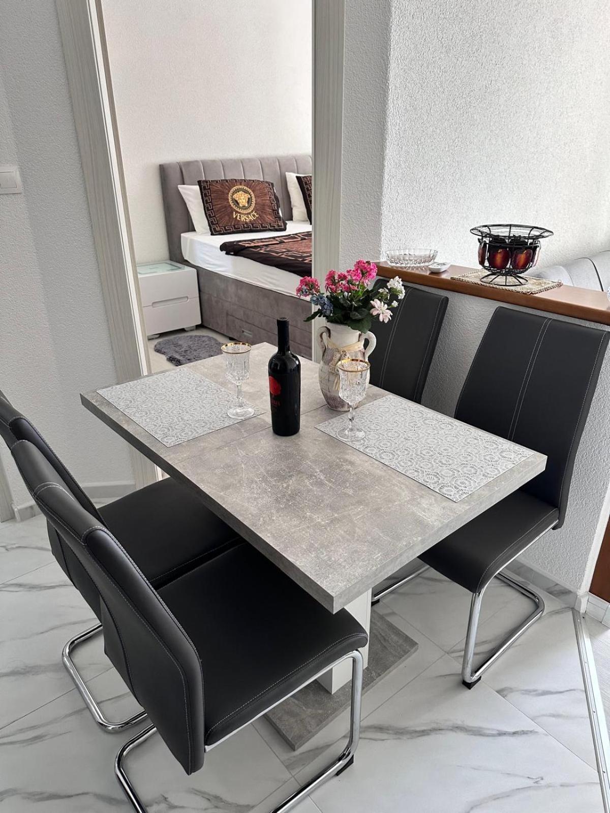 Apartmani Djurda Krk Town Buitenkant foto